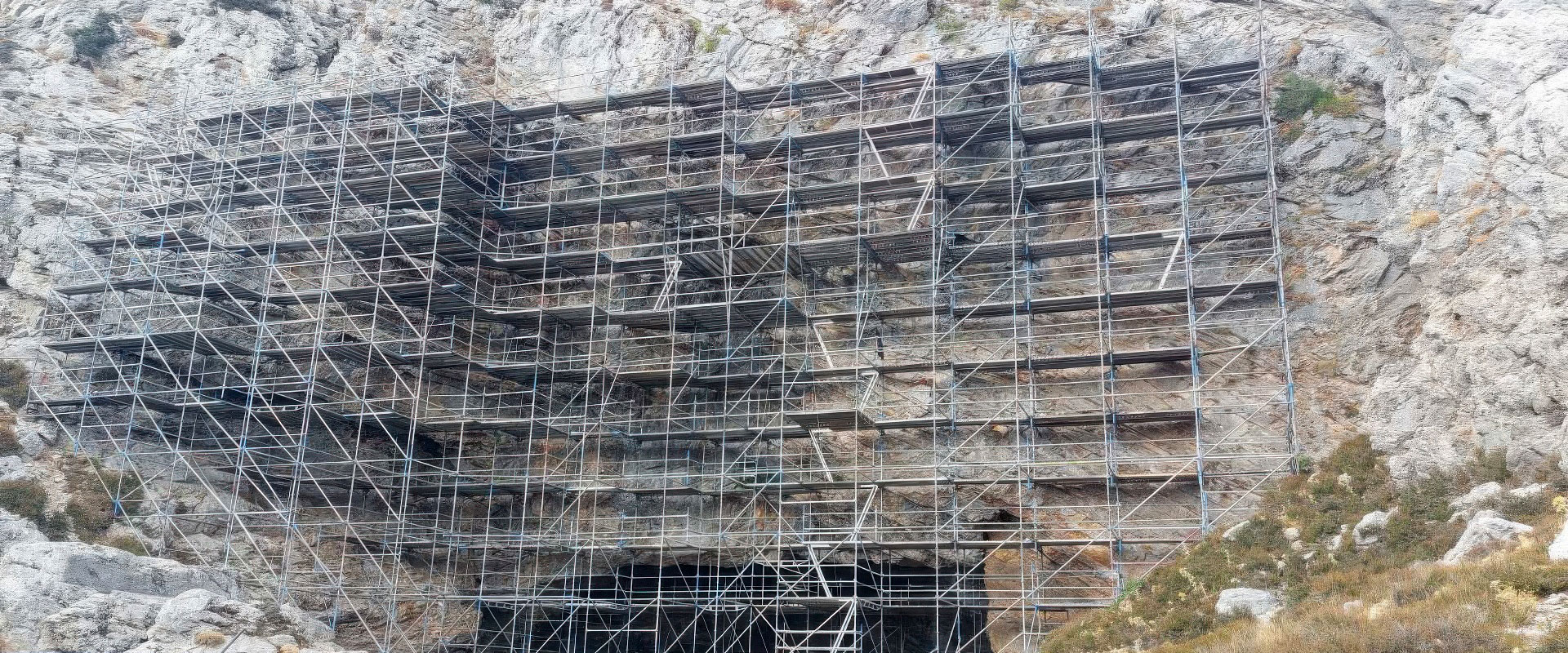 Βραχοστερέωση στο σπήλαιο Ιδαίον Άνδρον του Ψηλορείτη