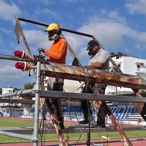 Δημοτικό Στάδιο Αγίου Νικολάου: Έλεγχος στατικής επάρκειας - NDT επιθεώρηση και επισκευή των 4 μεταλλικών πυλώνων φωτισμού