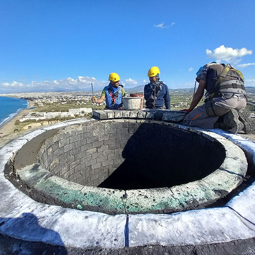 Α.Η.Σ. Λινοπεραμάτων ΔΕΗ: Επισκευή τριών καμινάδων ύψους 80 μέτρων