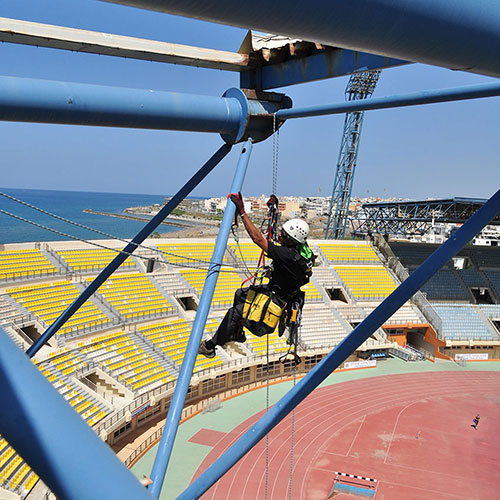 Παγκρήτιο και Παναχαϊκό στάδιο: Επιθεωρήσεις στατικής επάρκειας του μεταλλικού φορέα στα στέγαστρα των γηπέδων