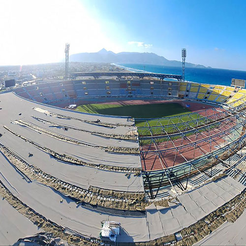 Παγκρήτιο Στάδιο: Αποξήλωση της μεταλλικής επικάλυψης του ανατολικού στεγάστρου