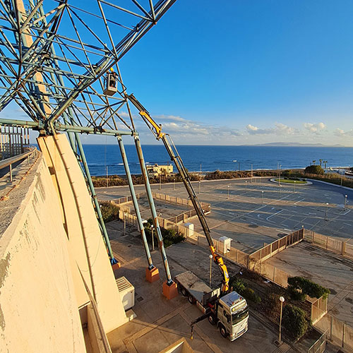 Παγκρήτιο Στάδιο: Αποξήλωση της μεταλλικής επικάλυψης του ανατολικού στεγάστρου