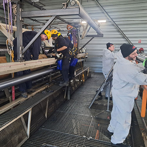 Πλαστικά Κρήτης: Συντήρηση μεταλλικών πύργων