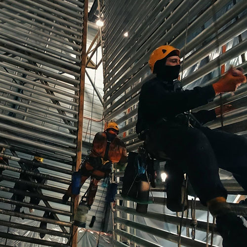 Πλαστικά Κρήτης: Συντήρηση μεταλλικών πύργων