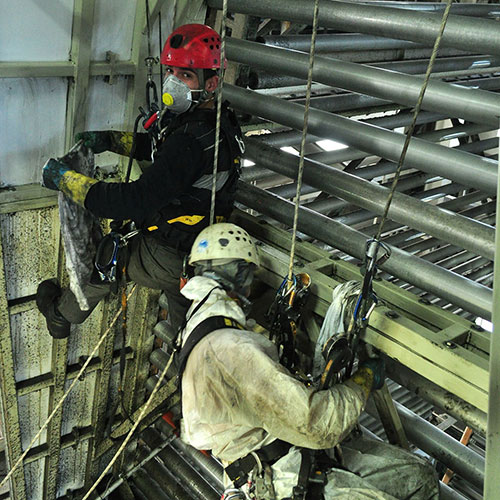 Πλαστικά Κρήτης: Συντήρηση μεταλλικών πύργων