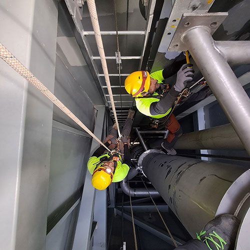 Υπηρεσίες επίβλεψης και διάσωσης εργαζομένων στο εργοστάσιο της SOL HELLAS στη Θεσσαλονίκη