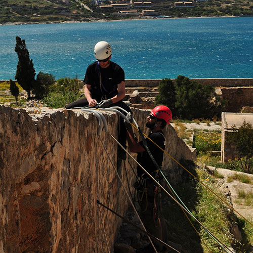 Νήσος Σπιναλόγκα: Εργασίες καθέλκυσης