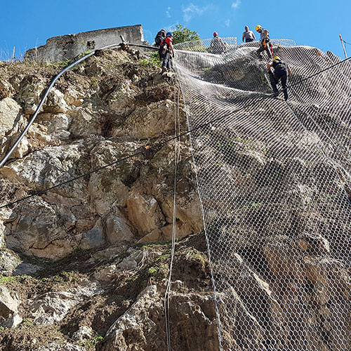 Βραχοπροστασία στο Αμάρι Ρεθύμνου