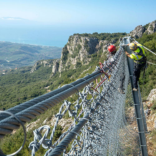 Βραχοπροστασία στο αρχαίο θέατρο Κασσώπης Πρέβεζας