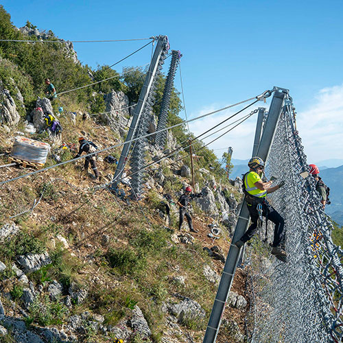 Βραχοπροστασία στο αρχαίο θέατρο Κασσώπης Πρέβεζας