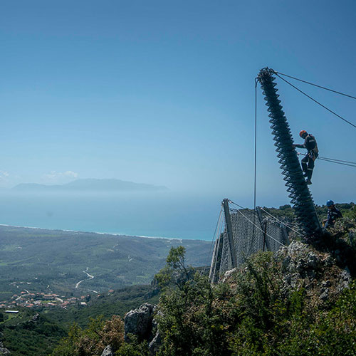 Βραχοπροστασία στο αρχαίο θέατρο Κασσώπης Πρέβεζας