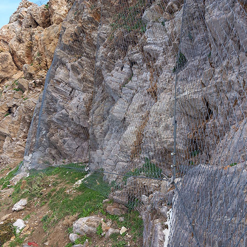 Βραχοπροστασία στο φρούριο της Σκιάθου