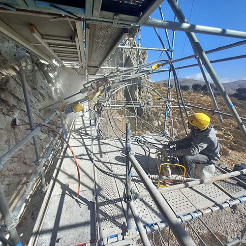 Βραχοστερέωση στο σπήλαιο Ιδαίον Άνδρον του Ψηλορείτη